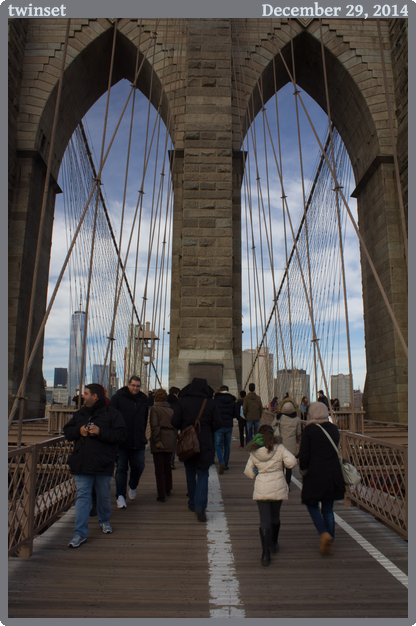 twinset, taken 2014-12-29 || Canon Canon EOS REBEL T2i | 18mm | 1/25s @ f/13
