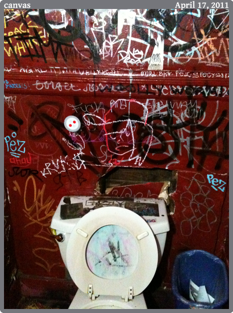 canvas, taken 2011-04-17 || Apple iPhone 3GS | 77mm | 1/10s @ f/2.8