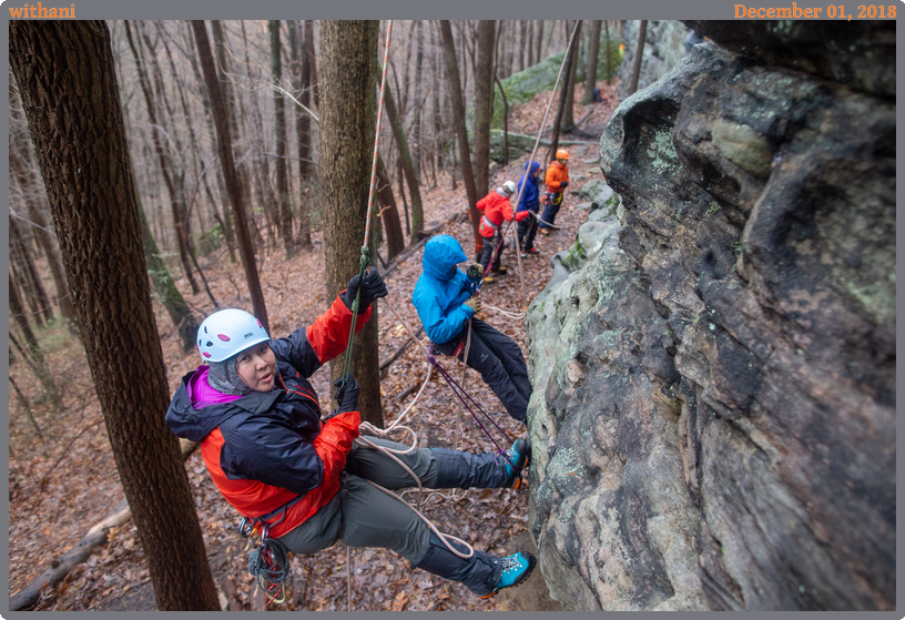 withani, taken 2018-12-01 || Canon Canon EOS 6D | 24mm | 1/400s @ f/3.5