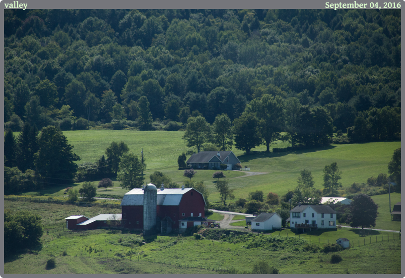 valley, taken 2016-09-04 || Canon Canon EOS 6D | 300mm | 1/4000s @ f/7.1