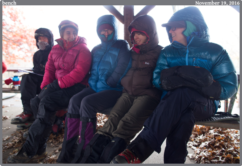 bench, taken 2016-11-19 || Canon Canon EOS 6D | 24mm | 1/15s @ f/4
