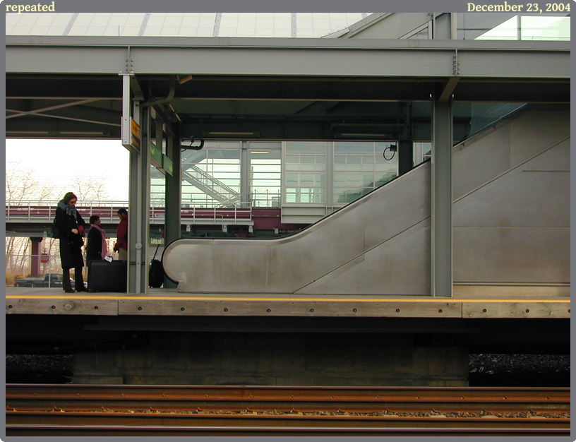 repeated, taken 2004-12-23 || NIKON E950 | 11.5 | 1/84s @ f/5.2