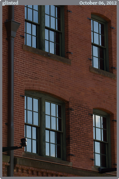 glinted, taken 2012-10-06 || Canon Canon EOS REBEL T2i | 100mm | 1/320s @ f/4.5