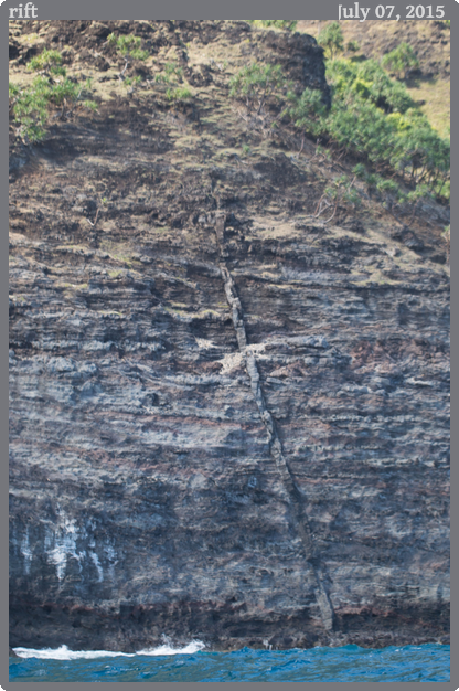 rift, taken 2015-07-07 || Canon Canon EOS 6D | 100mm | 1/160s @ f/4