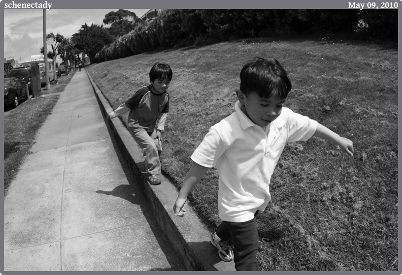 schenectady, taken 2010-05-09 || Canon Canon EOS REBEL T2i | 15mm | 1/3200s @ f/2.8
