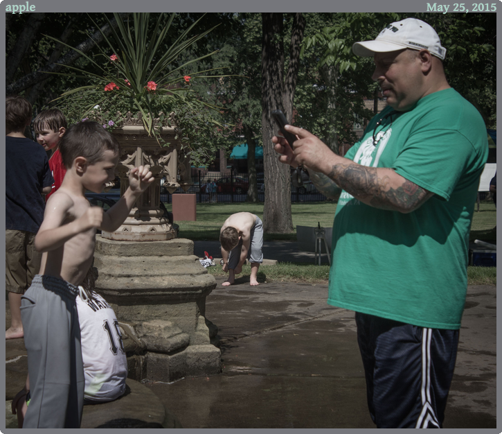 apple, taken 2015-05-25 || Canon Canon EOS REBEL T2i | 55mm | 1/160s @ f/7.1