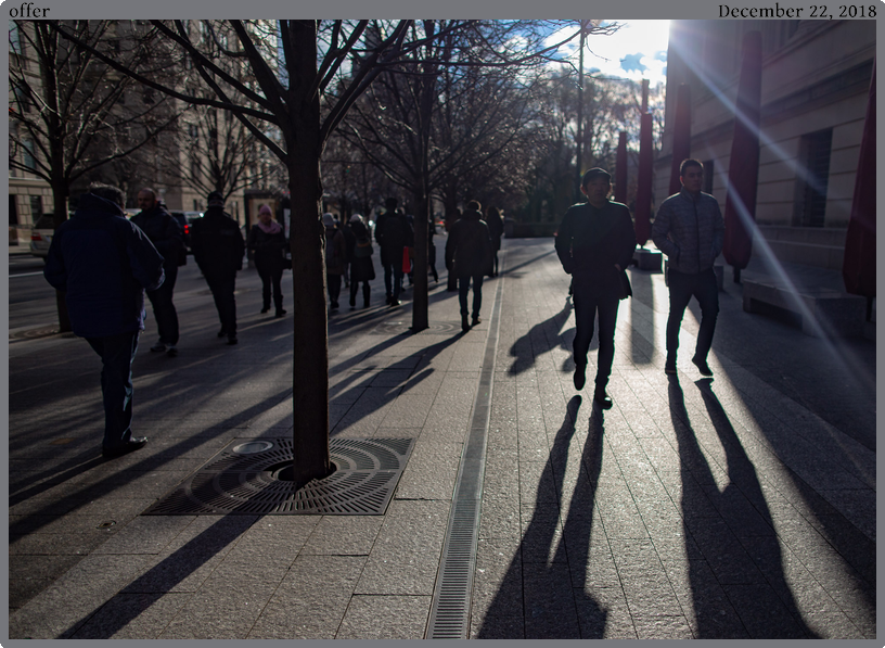 offer, taken 2018-12-22 || Canon Canon EOS 6D | 24mm | 1/4000s @ f/2.5