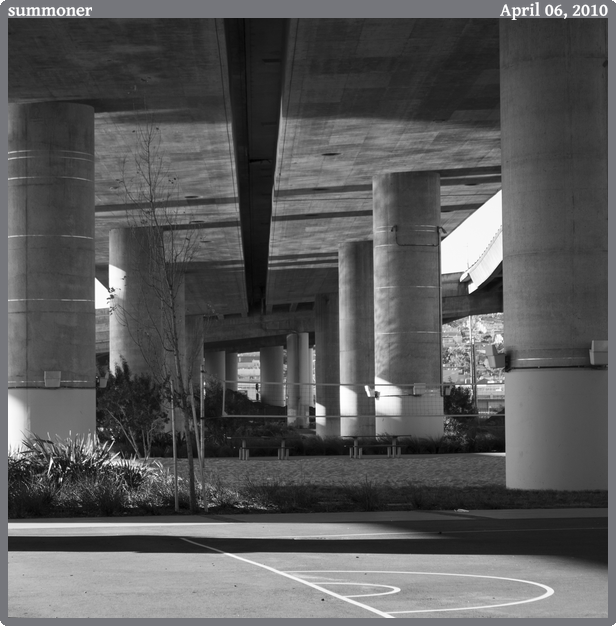 summoner, taken 2010-04-06 || Canon Canon EOS REBEL T2i | 44 | 1/320s @ f/5